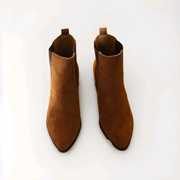 Nine West Taye Women's Brown NWT 10W Faux Suede Chelsea Pull On Ankle Boots - Picture 2 of 11